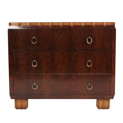 Hardwood Chest of Drawers in Chests of Drawers