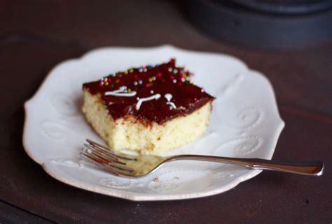 ben and birdy: Yay, It's Wednesday Cake! Cake