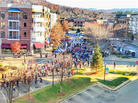 Biltmore Park Turkey Trot 5k, Asheville NC - Nov 28, 2019 - 9:00 AM