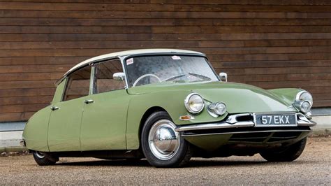French Goddess: the history of the Citroen DS | Motoring Research