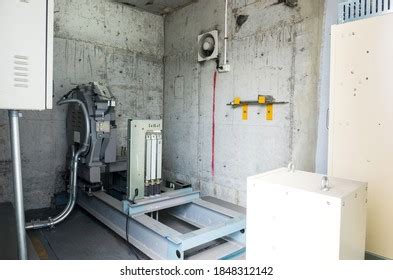 Machine Control Room Passenger Elevator On Stock Photo 1848312142 | Shutterstock