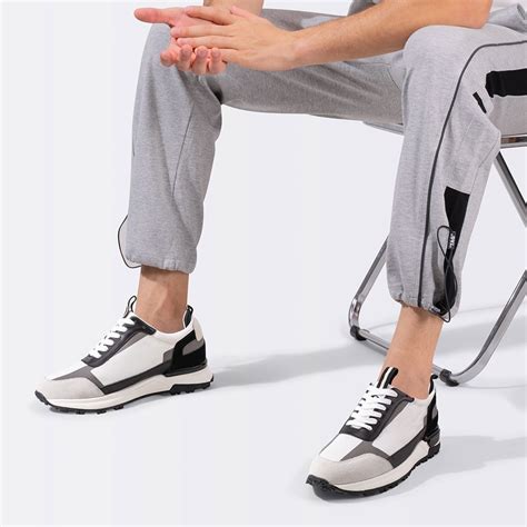 Casual Tall Men Shoes – Elevator Sneakers For Men – Sports Shoes That ...