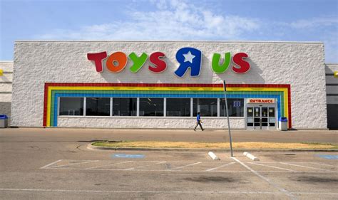 Toys R Us closed but building is not for sale, yet | Local News | kdhnews.com