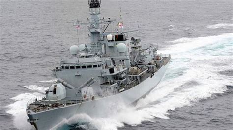 Royal Navy warship in Baltic Sea exercise amid Ukraine tension - BBC News