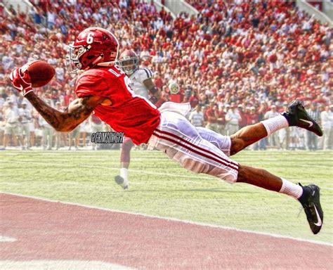 Devonta Smith #6 of the Alabama Crimson Tide in action against the Texas A&M Aggies | Crimson ...