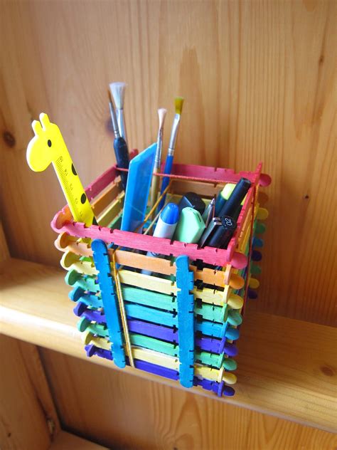 Shine Kids Crafts: Rainbow Popsicle Sticks Pen-holder