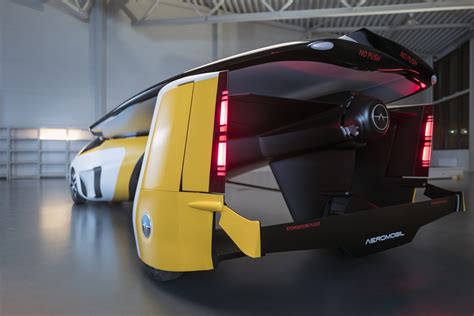 AeroMobil Aims to Be the World’s First-to-Market Actual Flying Car With ...