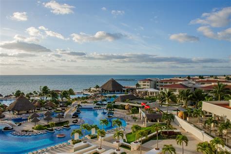 Moon Palace Golf & Spa: Three Family-Friendly Cancun Resorts in One