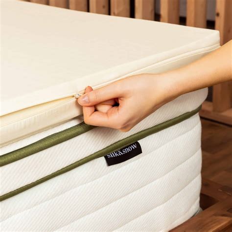 Organic Mattress Topper - Silk & Snow