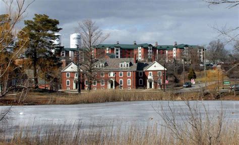 UConn places five Storrs dormitories under quarantine as campus COVID-19 cases surge