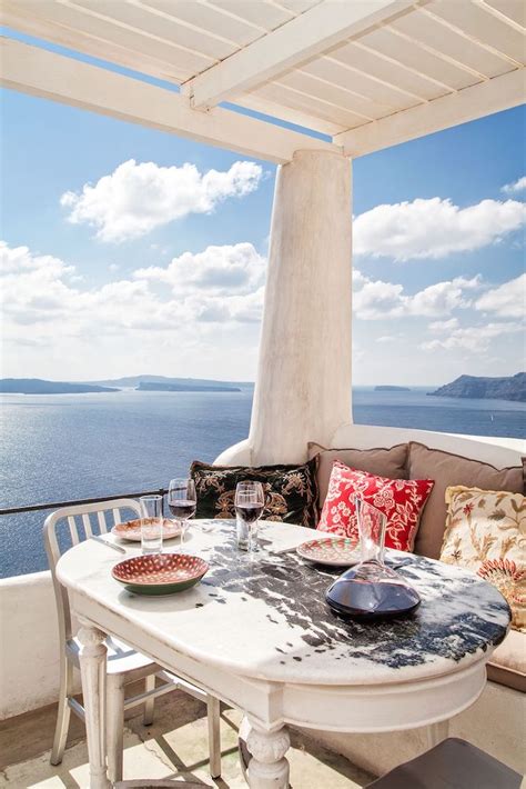 The 8 Best Restaurants in Santorini (For Beautiful Views + Food ...