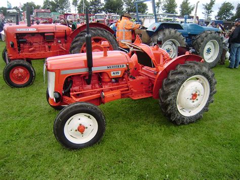 Nuffield 4/25 | Tractor & Construction Plant Wiki | FANDOM powered by Wikia