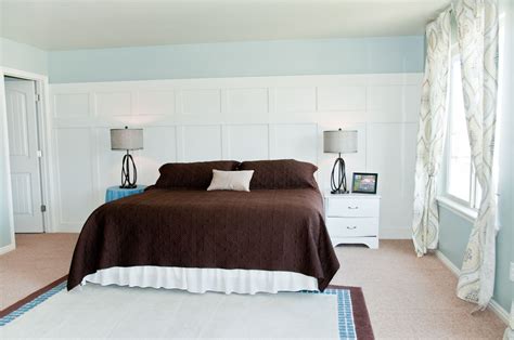 MASTER BEDROOM WAINSCOTING WALL #MetalWainscotingIdeas | Wainscoting styles, White wainscoting ...