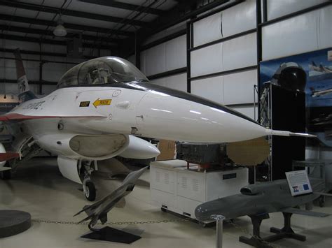 F16 in Edwards AFB Museum - a photo on Flickriver