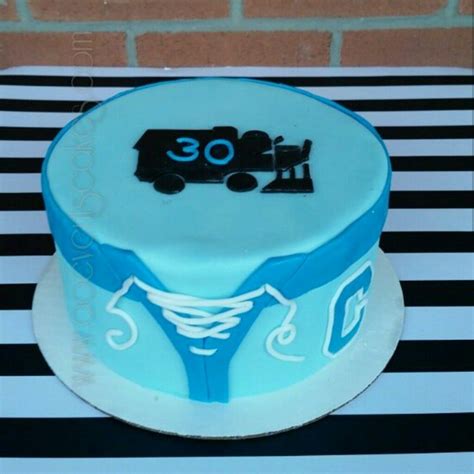 Hockey zamboni cake | Party cakes, Cake, Custom cakes