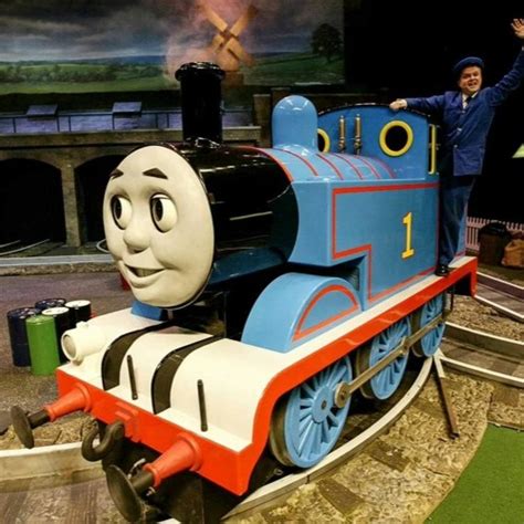 Stream Thomas & Friends: All Aboard Live Tour - Thomas' Grand Entrance (LQ) by LittleBlueTrain67 ...