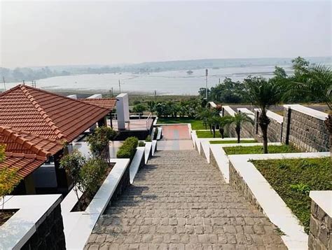 15 Resorts Near Indore | Deals Upto 50% Off