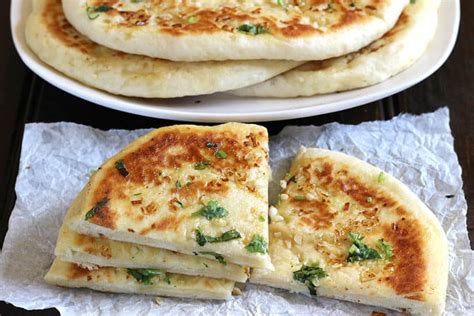 Garlic Cheese Naan - Cook with Kushi