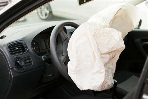 Airbag Injuries That Can Occur In A Collision | Coplan & Crane