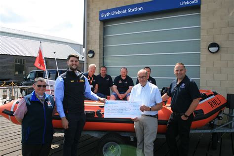 Northumberland Freemasons step up to assist in saving lives at sea | RNLI