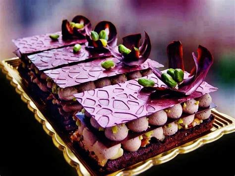 This looks so delicious!!! | Fun desserts, Fancy desserts, Gourmet desserts