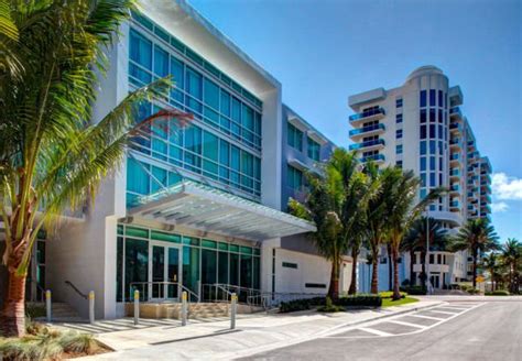 Residence Inn Miami South Beach vacation deals - Lowest Prices ...