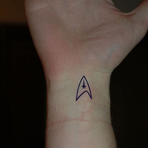 tattoo-star-trek-insignia | Star trek tattoo, Star tattoos, Geek tattoo