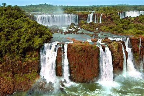 ABRE EL PARQUE NACIONAL IGUAZÚ