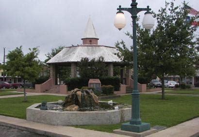 Cooper, Texas, Delta County seat.