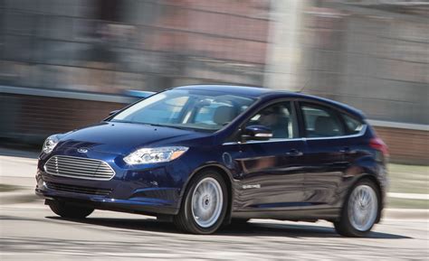 Ford Focus Electric Reviews | Ford Focus Electric Price, Photos, and Specs | Car and Driver