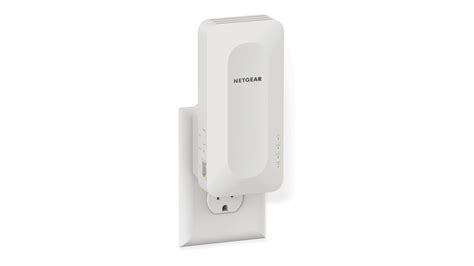 Netgear AX1800 Wi-Fi 6 Mesh Extender (EAX15) - Review 2021 - PCMag Australia