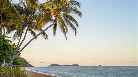 Travel Trinity Beach: Best of Trinity Beach, Visit Cairns | Expedia Tourism