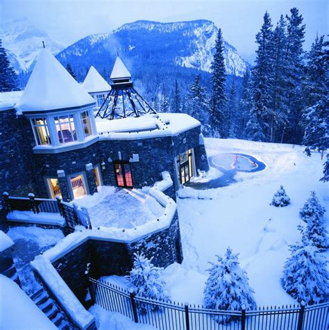 Fairmont Banff Springs - Mountainside Luxury in Canada