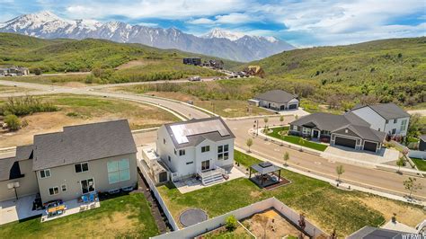 Your Dream Utah Property | $775,000 | 14694 S Canyon Pointe Rd Draper ...