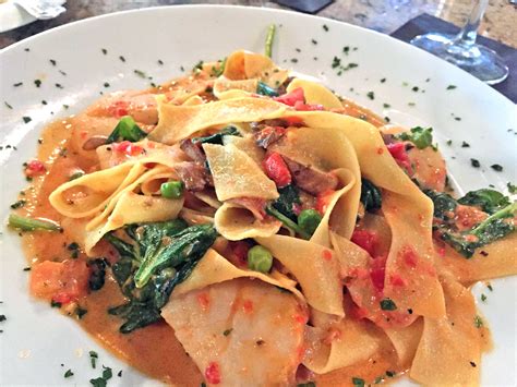 10 Best Italian Restaurants in St. Petersburg, FL for 2016