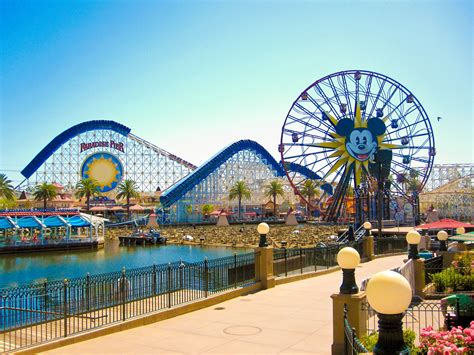 Theme Park Wallpapers - Wallpaper Cave