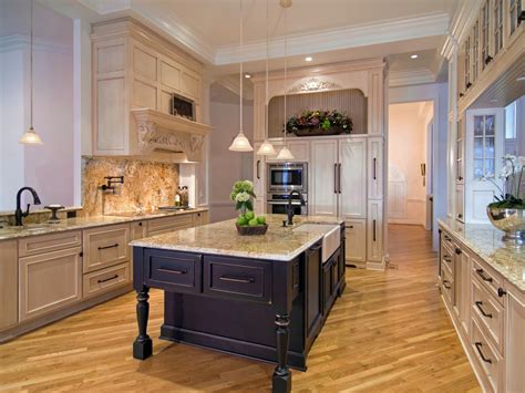 How to Choose Perfect Kitchen Cabinets for a Luxurious Kitchen? - Myupdate Studio