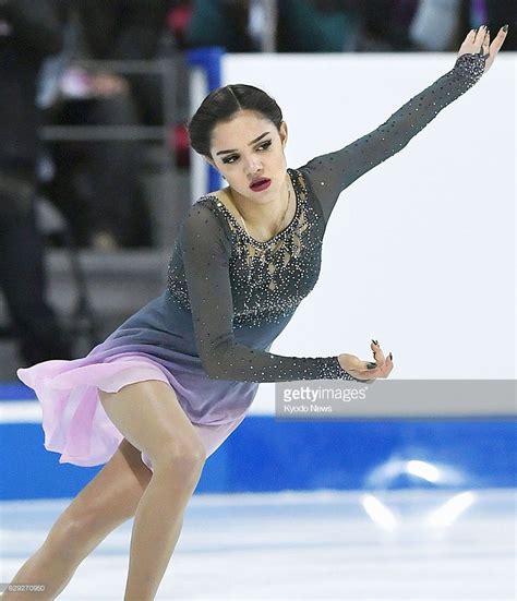 ニュース写真 : Russian Evgenia Medvedeva performs in the free... | Figure skater, Figure skating, Skate