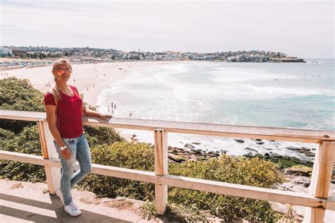 Young Girl Hiking Near Bondi Beach Stock Photo - Image of lifestyle, explore: 109342128