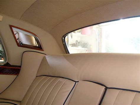 Bentley restoration | reupholster Bentley upholstery