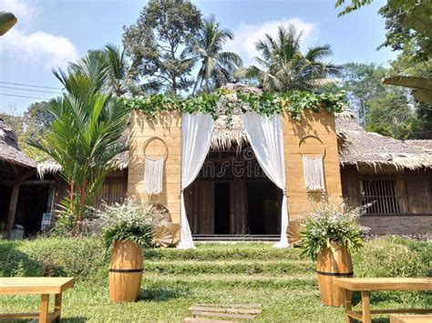 Outdoor Wedding Stage for the Ceremony Stock Photo - Image of property, villa: 249565626