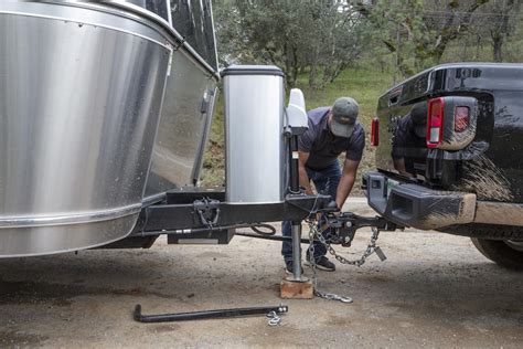 2020 Jeep Gladiator Towing Capacity & Payload: A Closer Look