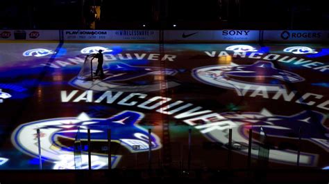 Canucks unveil specialty jersey with Lunar New Year logo