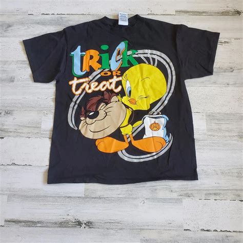 Vintage Looney Tunes Halloween T-shirt Trick Or... - Depop