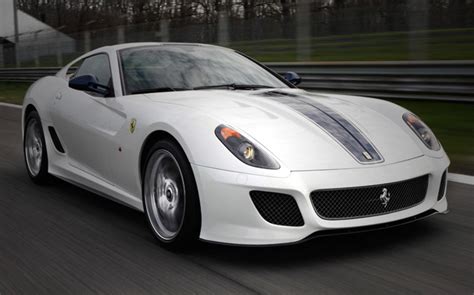 Ten Cars That Look Best with Stripes - Zero To 60 Times