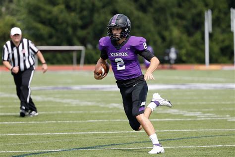 Football struggles en route to tough Homecoming defeat — The Kenyon ...