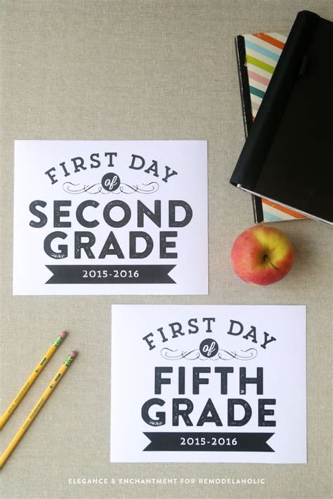 Free Printable Back to School Signs