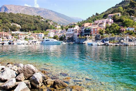 Le spiagge di Maratea, perla della Basilicata, e il Parco del Pollino