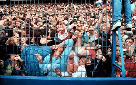 96 soccer fans killed in Hillsborough disaster 30 years ago this hour # ...