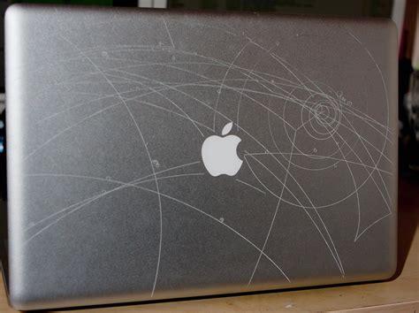 Laser-etched Laptop | russ.garrett.co.uk/2010/10/18/laser-et… | Flickr